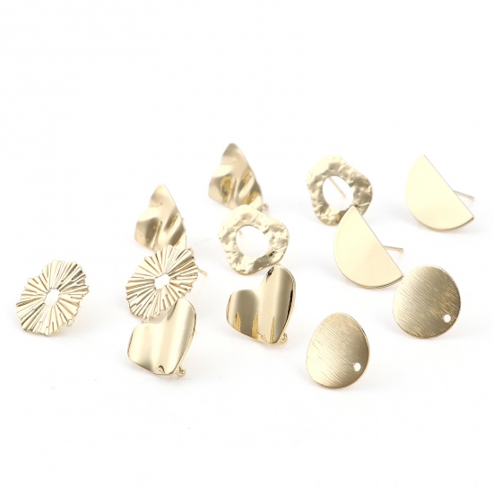 Picture of Zinc Based Alloy Ear Post Stud Earrings Findings Heart Real Gold Plated W/ Loop 18mm x 15mm, Post/ Wire Size: (21 gauge), 2 Pairs