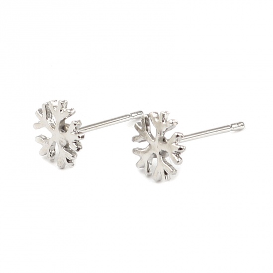 Picture of Ear Post Stud Earrings Findings Christmas Snowflake Silver Tone 7mm x 7mm, Post/ Wire Size: (21 gauge), 2 Pairs
