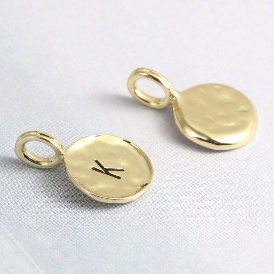 Bild von Zinklegierung Charms 16K Gold Rund Anfangsbuchstabe/ Großbuchstabe Message " K " Emaille 17mm x 11mm, 20 Stück