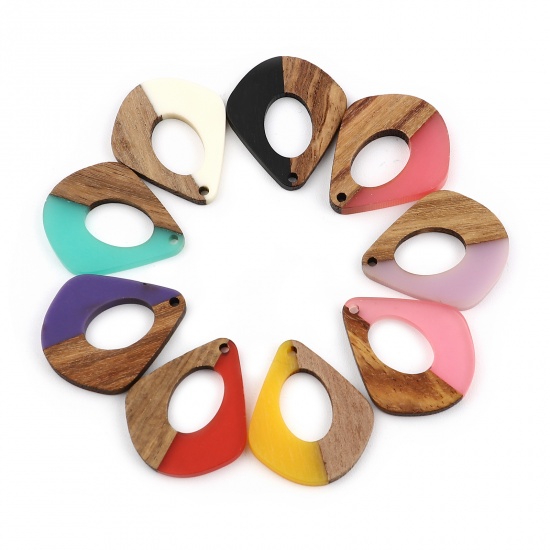 Picture of Resin & Wood Wood Effect Resin Pendants Drop At Random Color 32mm x 27mm, 5 PCs
