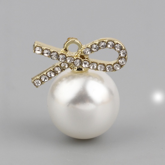 Imagen de Aleación de metal de Zinc + Acrílico Colgantes Charms Ronda Chapado en Oro Blanco Nudo Mariposa Transparente Rhinestone Imitación de perla 18mm x 15mm, 2 Unidades