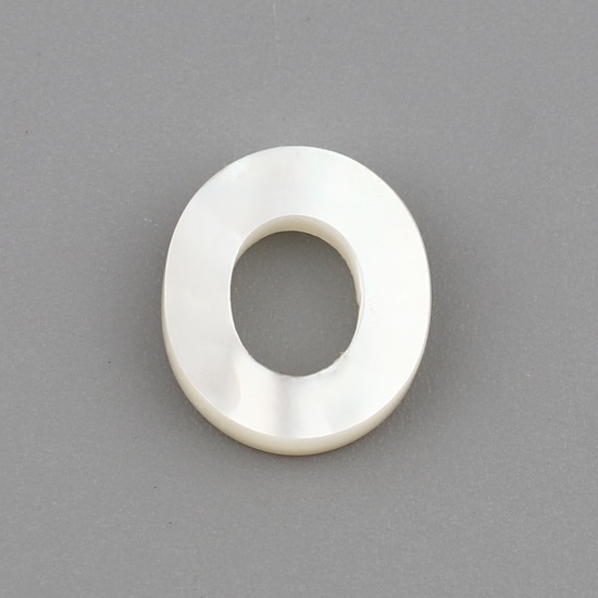 Picture of Shell Loose Beads Capital Alphabet/ Letter Creamy-White Message " O " About 10mm x 9mm, Hole:Approx 0.5mm, 1 Piece