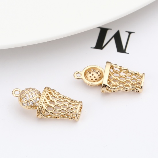 Image de Breloques Sport en Laiton Panier de Basketball Doré Basketball Micro Pave Zircone Cubique Clair 25mm x 13mm, 2 Pcs
