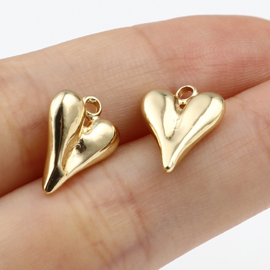 Image de Breloques La Saint Valentin en Laiton Cœur Plaqué Or Véritable 18K 14mm x 10mm, 2 Pcs