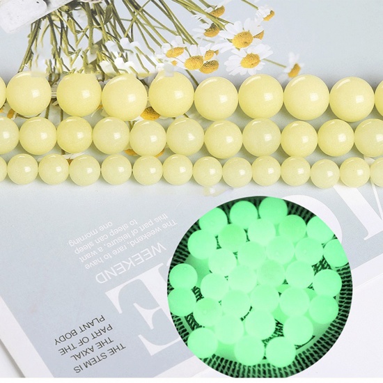 Picture of Stone ( Synthetic ) Beads Round Yellow Glow In The Dark Luminous About 8mm Dia., 39cm(15 3/8") - 37.5cm(14 6/8") long, 1 Strand (Approx 47 PCs/Strand)
