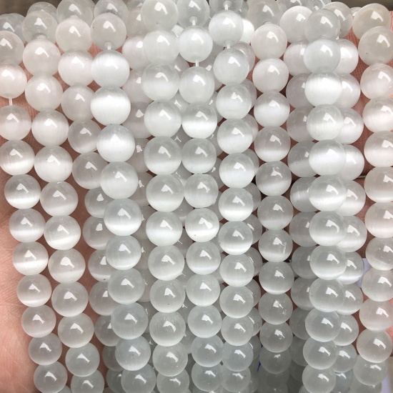 Picture of Cat's Eye Glass ( Natural ) Beads Round White About 8mm Dia., 38.5cm(15 1/8") - 36cm(14 1/8") long, 1 Strand (Approx 47 PCs/Strand)