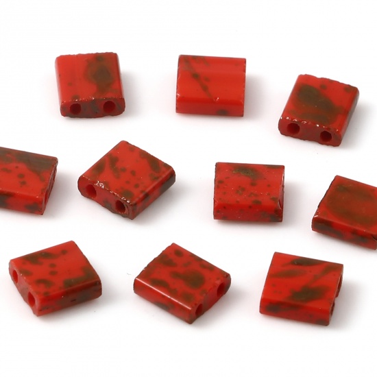 Immagine di Vetro Due Fori Seme Perline Rosso & Marrone Quadrato Polka Dot 5mm x 5mm, 0.8mm, 20 Pz
