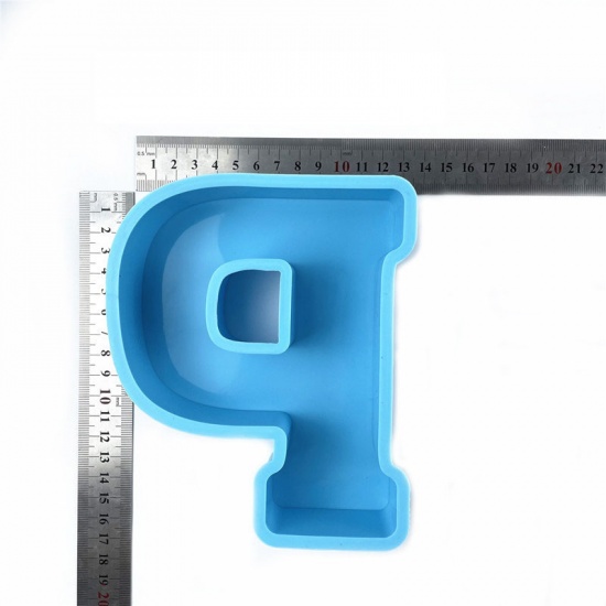 Immagine di Silicone Muffa della Resina per Gioielli Rendendo Lettera Lettere " P " Blu 16.3cm x 13.2cm, 1 Pz