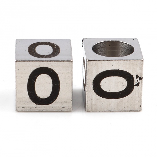 Image de Perles pour DIY Fabrication de Bijoux en 304 Acier Inoxydable Carré Argent Mat Noir Alphabet Initial/ Lettre Majuscule Message " O" 7mm x 7mm, Trou: env. 5.1mm, 1 Pièce