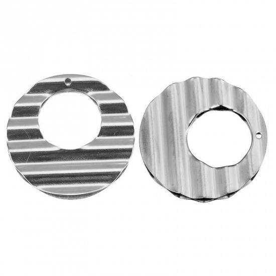 Picture of Stainless Steel Pendants Round Silver Tone Stripe 32mm Dia., 5 PCs