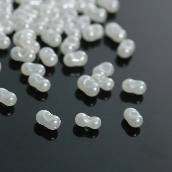 Image de (Japon Importation) Perles de Rocailles en Verre Blanc Cacahuète 4mm x 2mm, Taille de Trou: 0.8mm, 10 Grammes (Env. 30 PCs/Gramme)