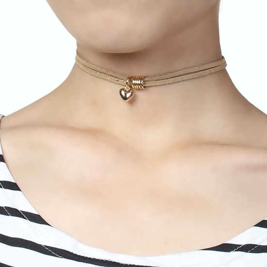 Picture of Khaki Velvet Faux Suede Choker Necklace Gold Plated Heart 34cm(13 3/8") long, 1 Piece