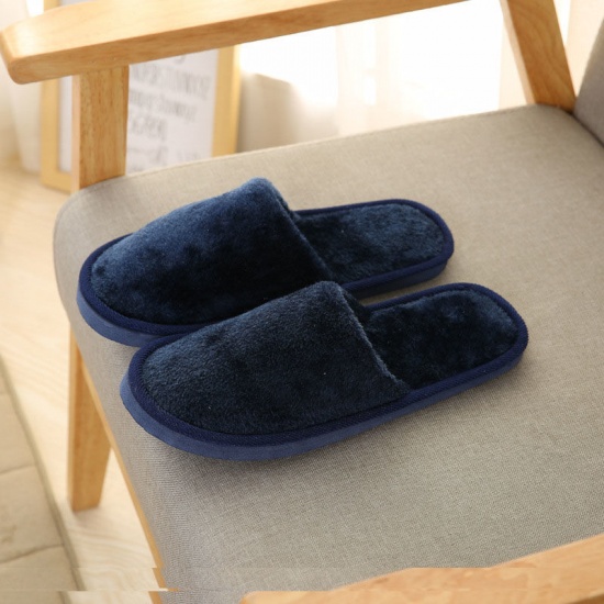Immagine di Navy Blue - Size 44-45 Winter Warm Soft Plush Furry Couple Unisex Non-Slip Slippers Shoes For Bedroom Floor Indoor, 1 Pair