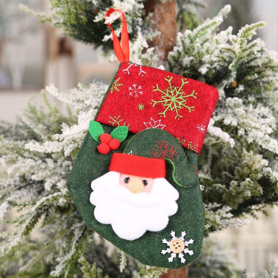 不織布 ストラップ 緑 クリスマスの靴下 クリスマスサンタクロース 19cm x 15cm、 1 個 の画像