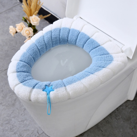 Immagine di Blue - Universal Washable Reusable Elastic Winter Plush Thickened Toilet Seat Cover with Handle 31cm Dia., 1 Piece