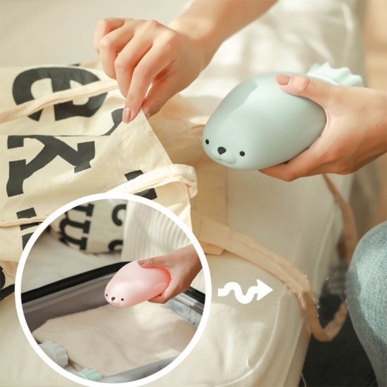 Immagine di Skyblue - 450ml Environmentally Friendly Food Grade Silicone Seal Animal Hand Warmer Hot Water Bottle, 1 Piece