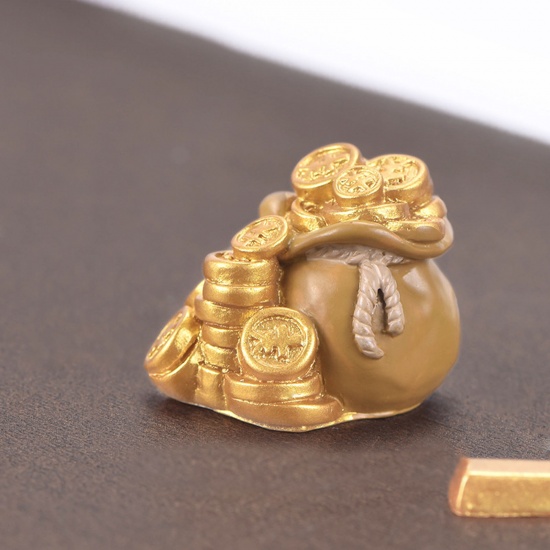 Picture of Golden - 10# Fortune Bull Series Resin Micro Landscape Miniature Decoration 3.2x2.4cm, 1 Piece