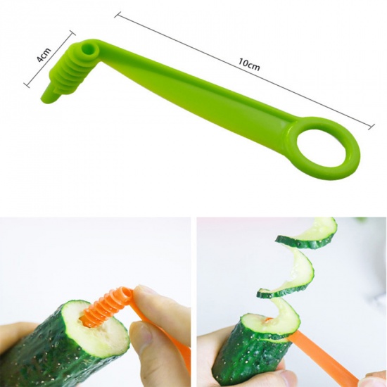 Immagine di At Random - Multifunction Cucumber Spiral Hand Slicer 10x4cm, 1 Piece