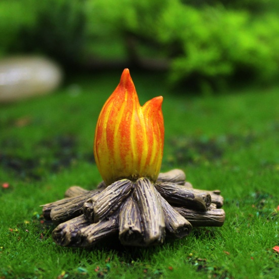 Picture of Orange-red - Bonfire Garden Series Resin Micro Landscape Miniature Decoration 4.5x4.5x3.8cm, 1 Piece