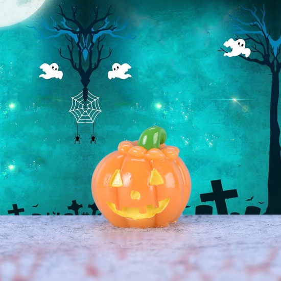 Picture of Orange - Halloween Pumpkin Lantern Resin Micro Landscape Miniature Decoration 2.3x2.3cm, 1 Piece
