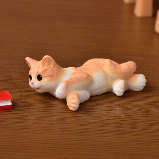 Immagine di Orange - 14# Cute Cat Series Resin Micro Landscape Miniature Decoration 4.5x2.4cm, 1 Piece