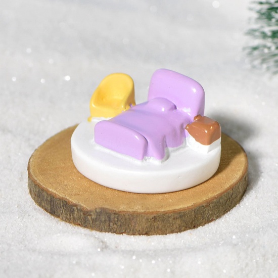 Immagine di Purple - 5# Bed Glacier Polar Bear Series Resin Micro Landscape Miniature Decoration 2.2x1.5cm, 1 Piece