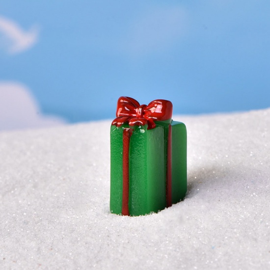 Picture of Green - 12# Gift Box Christmas Series Resin Micro Landscape Miniature Decoration 2.2x1.5cm, 1 Piece