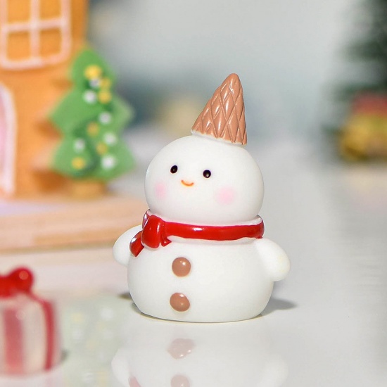 Picture of Red - 4# Christmas Snowman Resin Micro Landscape Miniature Decoration 3.9x3cm, 1 Piece