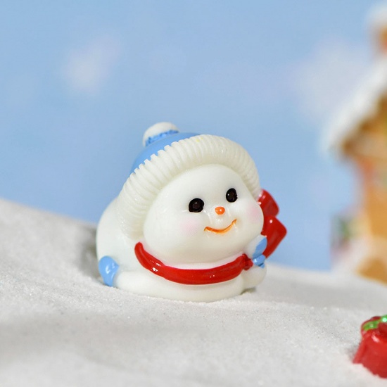 Picture of White - 3# Christmas Snowman Resin Micro Landscape Miniature Decoration 3x3cm, 1 Piece