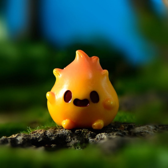 Picture of Yellow - 1# Halloween Flame Resin Micro Landscape Miniature Decoration 2.6x2.5cm, 1 Piece