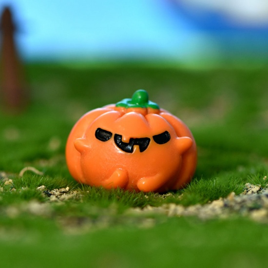 Immagine di Orange - 3# Halloween Pumpkin Resin Micro Landscape Miniature Decoration 2.9x2.1cm, 1 Piece