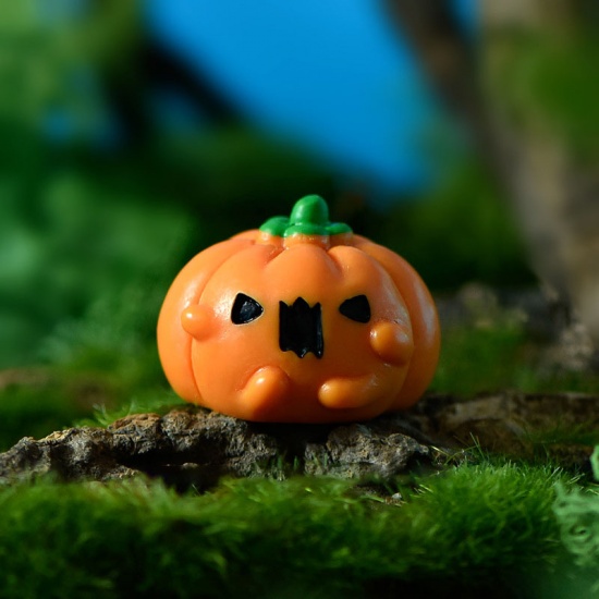 Immagine di Orange - 4# Halloween Pumpkin Resin Micro Landscape Miniature Decoration 2.8x2.2cm, 1 Piece
