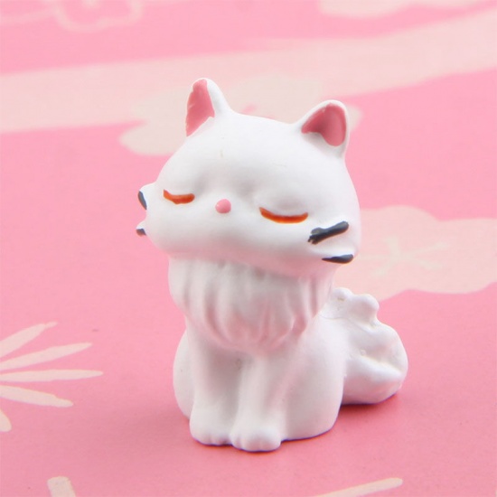 Picture of White - 1# Cute Cat Resin Micro Landscape Miniature Craft Decoration 2.2x1.5cm, 1 Piece