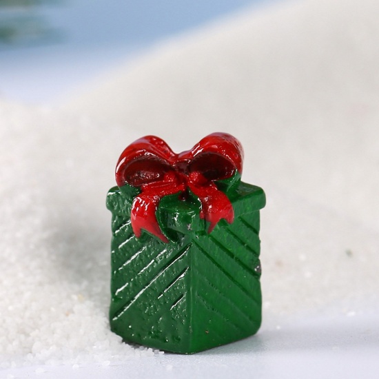 Immagine di Green - Resin Micro Landscape Miniature Home Decoration Christmas Gift Box 1.7x1.1cm, 1 Piece