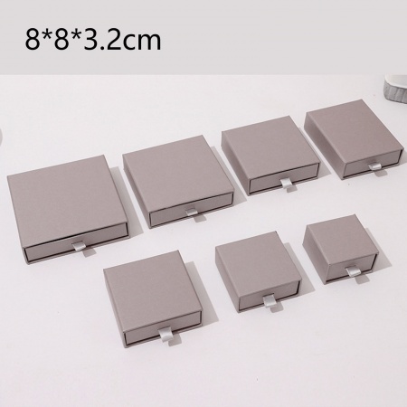 Immagine di 1 Pz Carta Confezione Regalo per Gioielli con Cassetto Estraibile Quadrato Grigio Argento 8cm x 8cm x 3.2cm