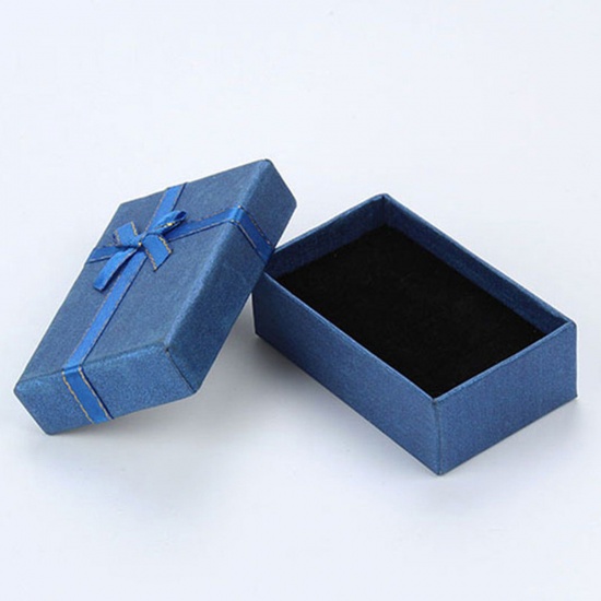 Immagine di 6 Pz Carta Scatola di Gioielli Rettangolo Blu Scuro Cravatta a Farfalla Disegno 8cm x 5cm