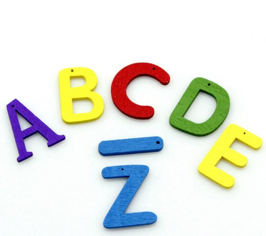 Image de Breloque en Bois Initial Alphabet/ Lettre "A-Z" & Couleurs au Hasard 25x6mm - 25x24mm, 100 PCs