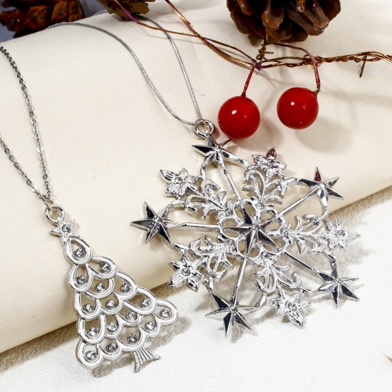 Immagine di Lega + Strass Charm Ciondoli Albero di Natale Argento Placcato Fiocco di Neve Scolpito Trasparente Strass Filigrana 8cm x 7.7cm , 1 Pz