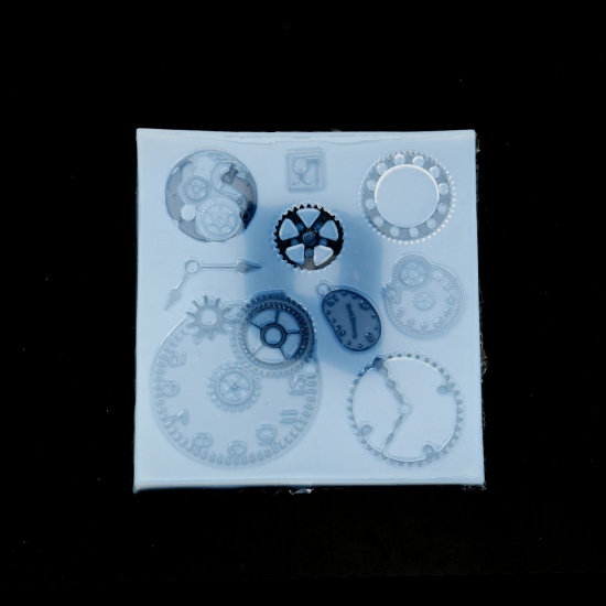 Bild von Silikon Gießform Rund Weiß Zahnrad 10.3cm D., 1 Stück