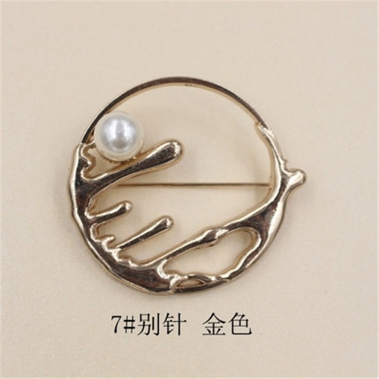 Picture of Pin Brooches Geometric Gold Plated White Imitation Pearl 1 Piece