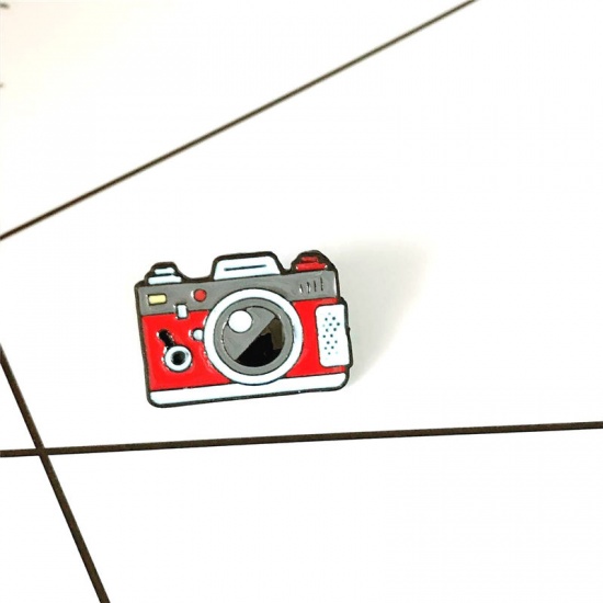 Picture of Pin Brooches Camera Gray Enamel 25mm x 18mm, 1 Piece