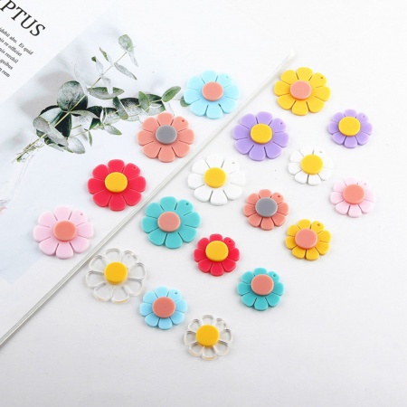 Acrylic Charms Flower White 24mm x 24mm, 5 PCs