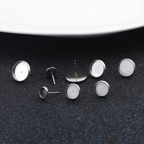 ステンレス鋼 ピアスイヤリング 円形 シルバートーン 台座付 ( 6mm に適応) 8mm直径、 ワイヤーサイズ: （21号）、 20 個 の画像