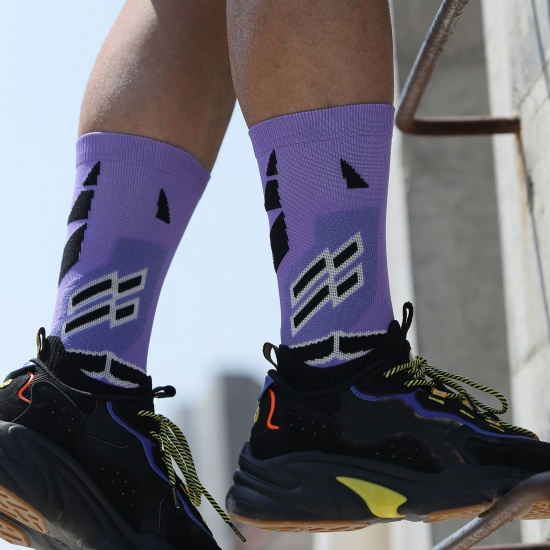 Immagine di Multifunction Non-slip Breathable Man's Sport Socks Streak Size M（39-43）, 1 Pair