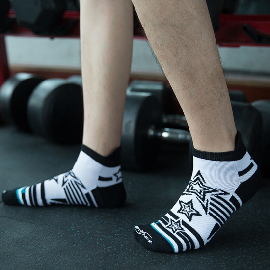 Immagine di Multifunction Non-slip Breathable Man's Sport Ankle Socks Pentagram Star Size M（39-43）, 1 Pair