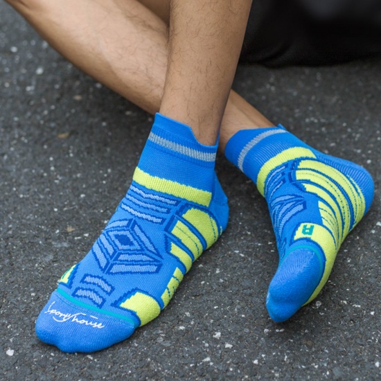 Immagine di Multifunction Non-slip Breathable Man's Sport Ankle Socks Geometric Size M（39-43）, 1 Pair