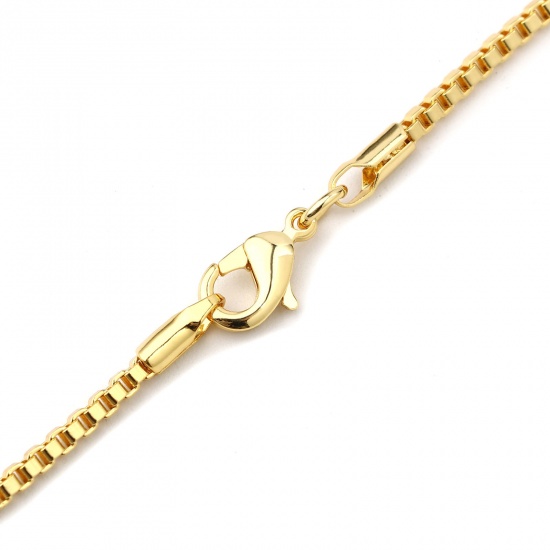 Immagine di Rettangolo Lettera Maiuscola Messaggio " A-Z " Collana con Ciondolo All'Ingrosso, 24K Vero Oro Placcato Ottone Catena a Casella, Donne Ecologico Squisito Elegante Regalo Gioielli Per Rivenditore, 55.5cm - 55cm Lunghezza, 1 Pz