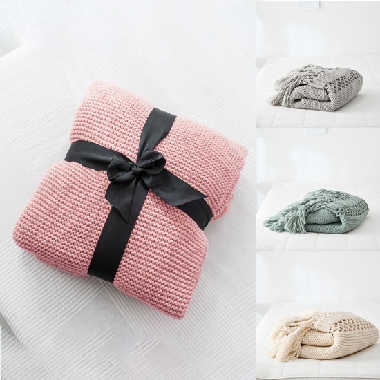 Picture of Polyester Hand Knitting Blanket With Tassel Solid Color
