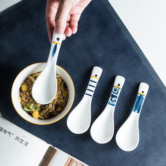 Immagine di Japanese Style Ceramic Spoon Tableware