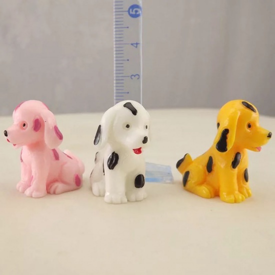 Picture of Yellow - Dalmatian Dog Animal Resin Micro Landscape Miniature Decoration 2.6x2cm, 1 Piece